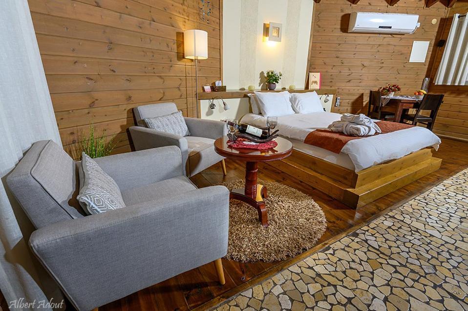 Talia Cabin Guest & Spa Rosh Pinna Exterior photo