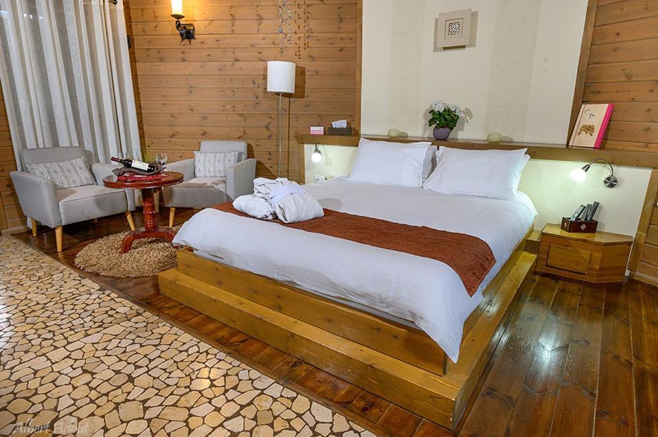 Talia Cabin Guest & Spa Rosh Pinna Exterior photo