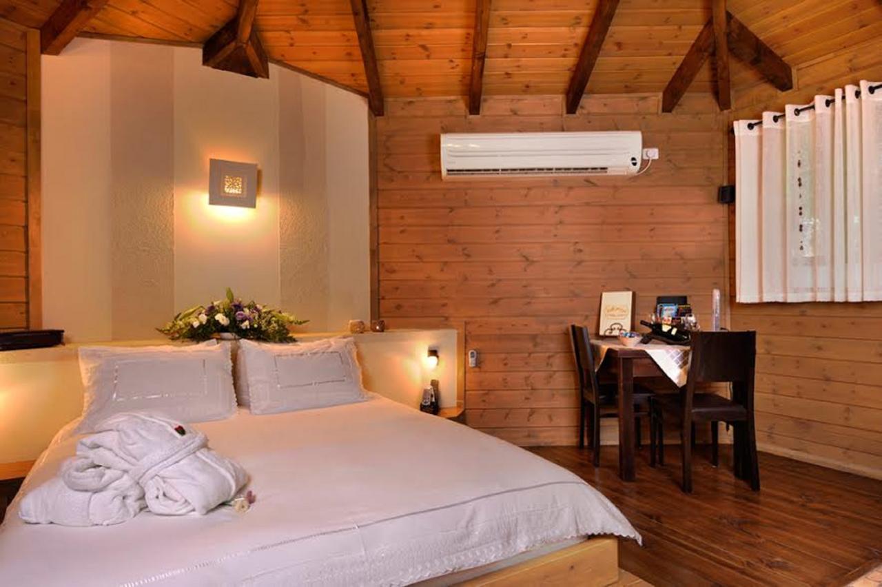Talia Cabin Guest & Spa Rosh Pinna Exterior photo